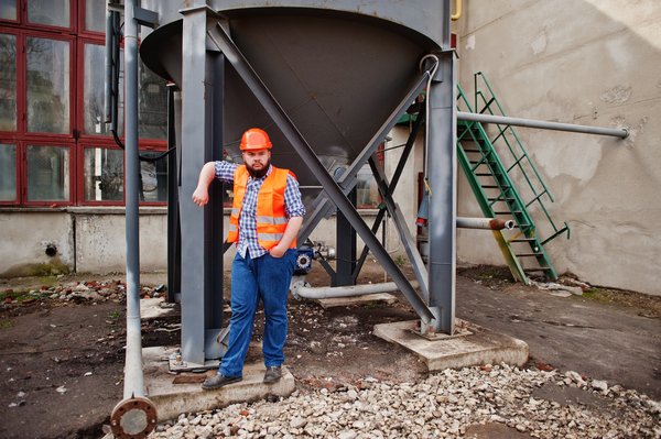 Renforcer la santé au travail : prévention des risques et rôle clé des chaussures de sécurité