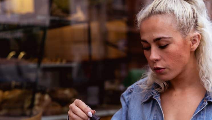 Bien dormir avec le CBD : une solution efficace contre l’insomnie