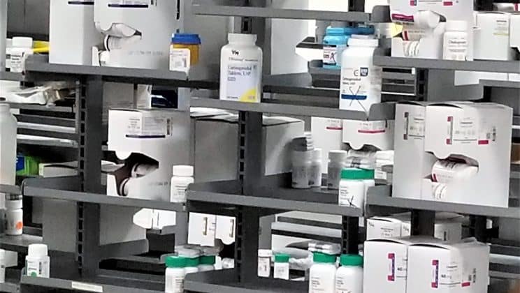 Urgence pharmaceutique ? Rendez-vous à la pharmacie de garde la plus proche